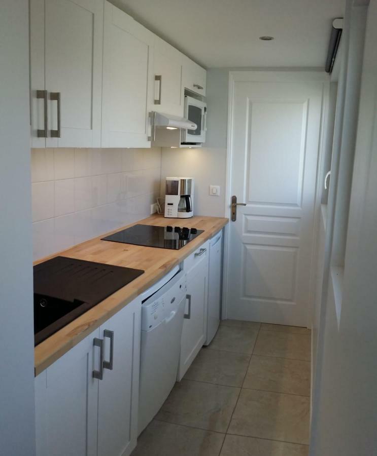 Maisonnette Bois Flottes Salles  Exterior photo